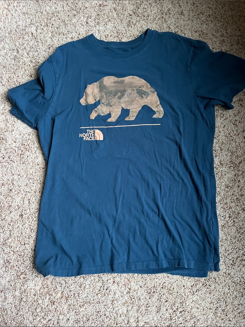 North Face t shirt size M